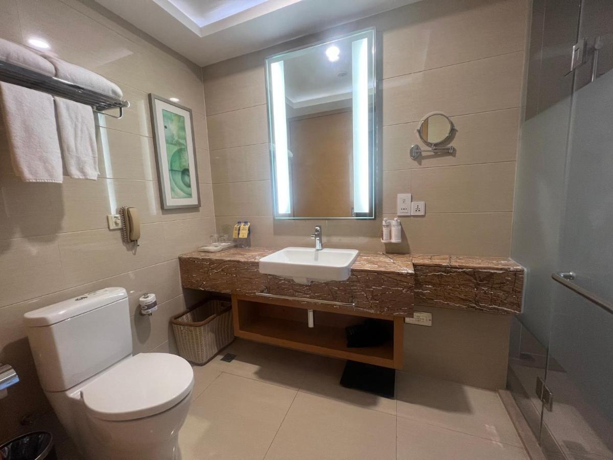 Holiday Inn Panjin Aqua City By Ihg Екстер'єр фото